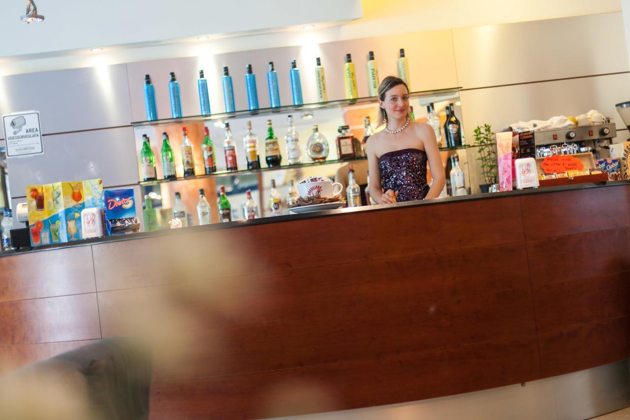 Hotel Sorriso Lido di Classe Esterno foto