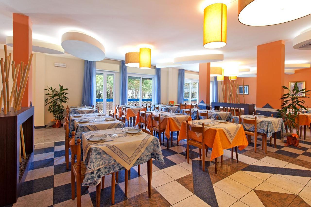 Hotel Sorriso Lido di Classe Esterno foto